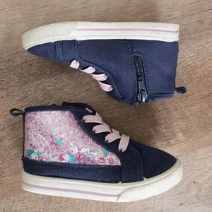 Toddler high top sneaker. Size 6 Oshkosh B’gosh